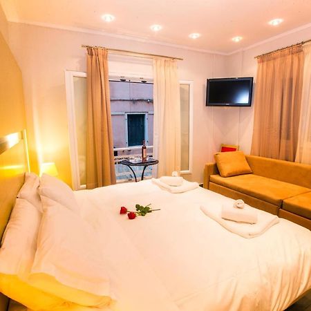 Ca' Delle Acque Design Luxury Apartment Corfu  Bagian luar foto